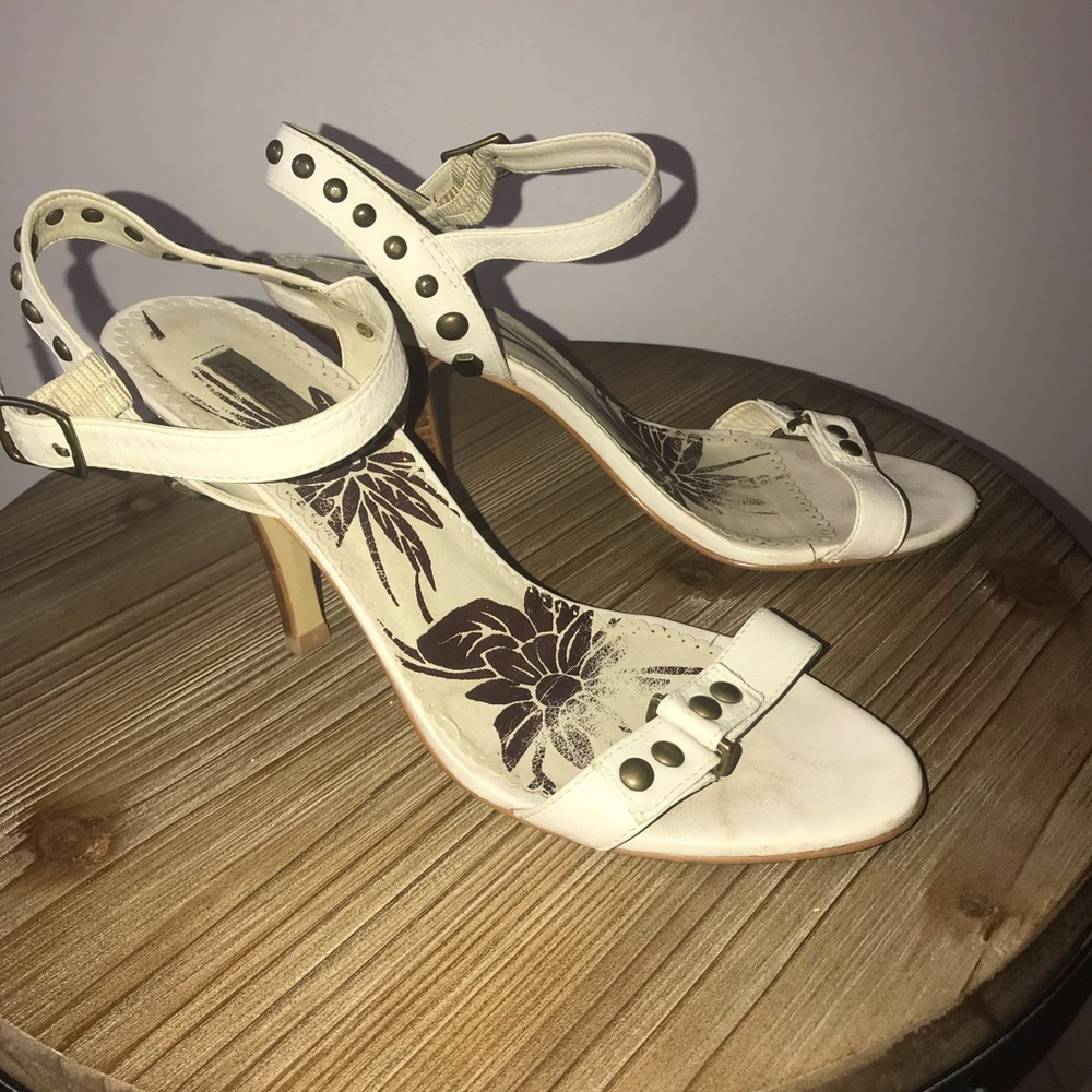 Vintage Colcci Studded Sandals